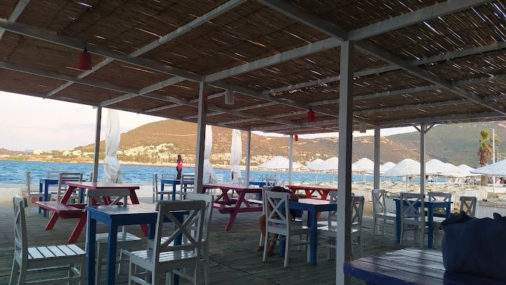 Yeni Foça Surf Club