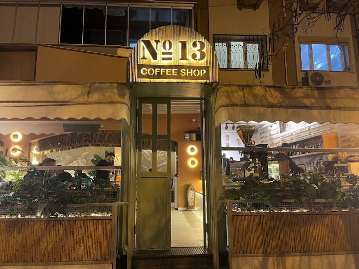 Cafe No:13