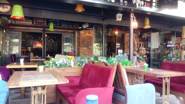 Cafe Rose