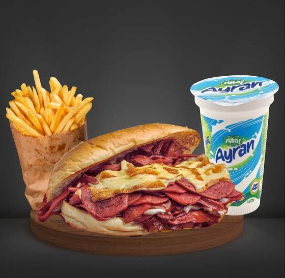 Cumcum Fast Food