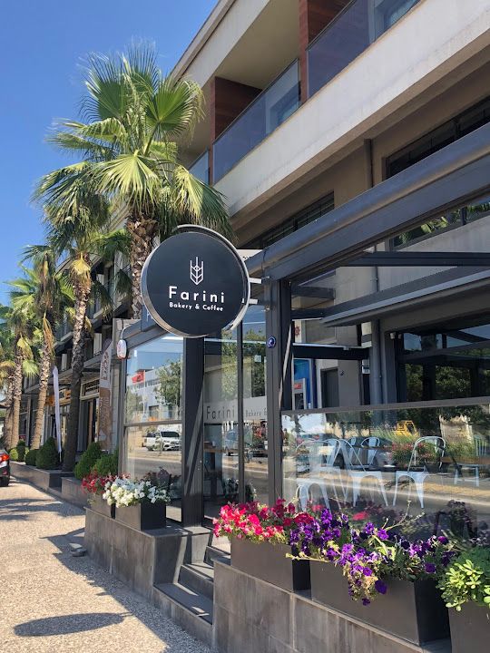Farini Bakery And Coffee