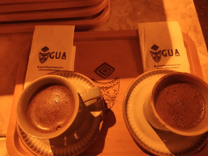 Gua Sarı Köşk Gaziemir