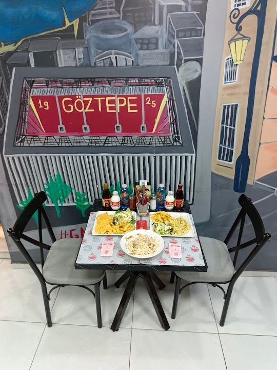 Tavuk Sokağı