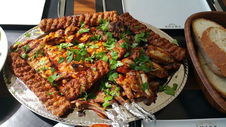 Lezzet-ı İkram Sofrasi