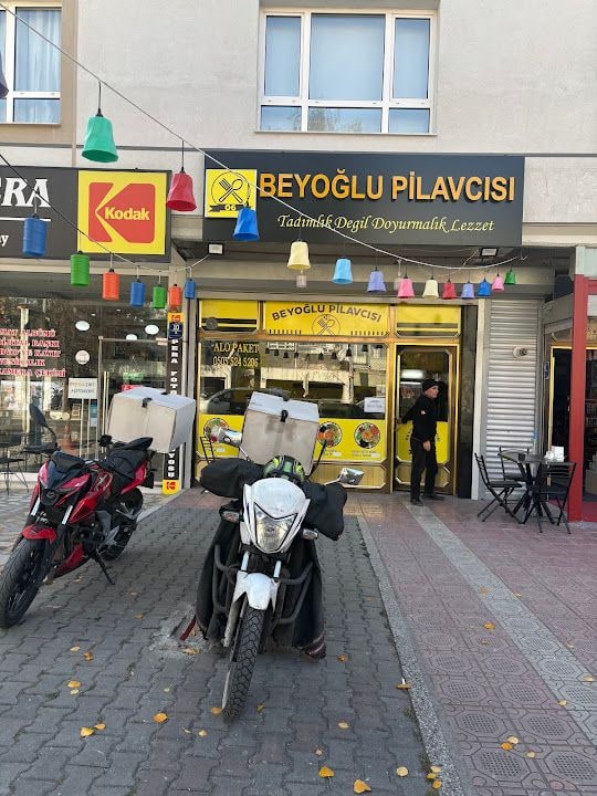 06 Beyoğlu Pilavcısı