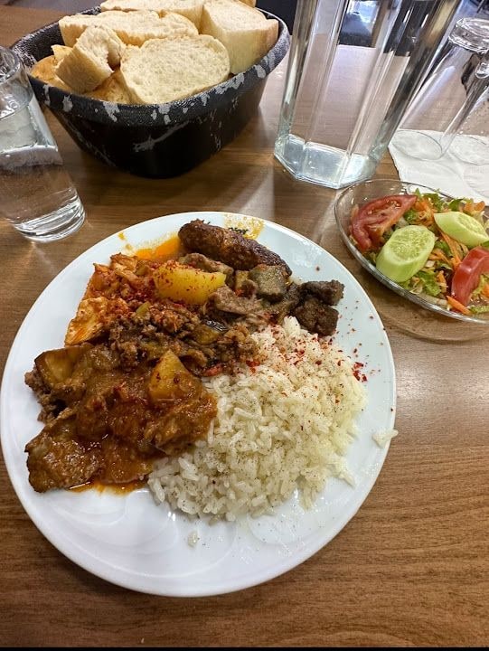 06 Lokantası