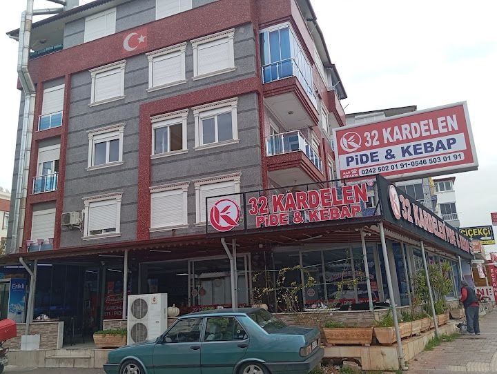 32 Kardelen Etli Pide Kebap Salonu