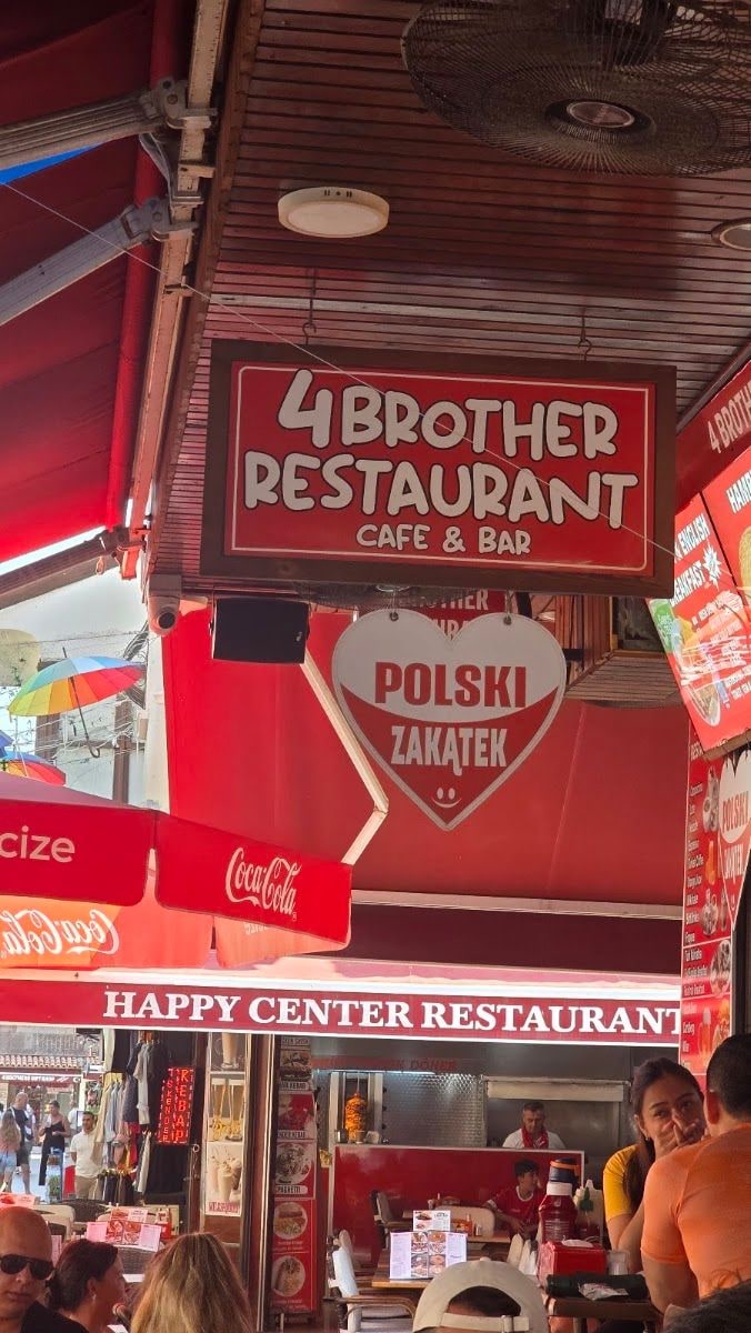 4 Brothers restaurant Cafe Bar