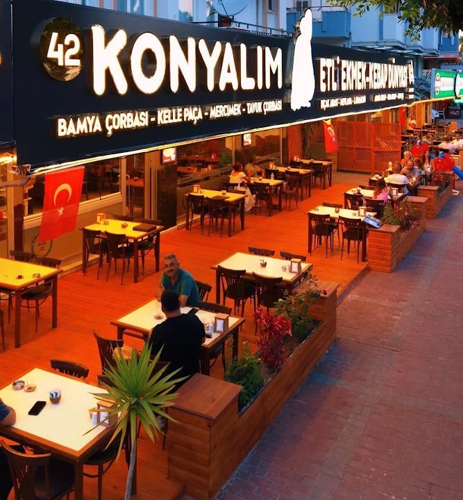 42 KONYALIM ETLİ EKMEK & KEBAP DÜNYASI