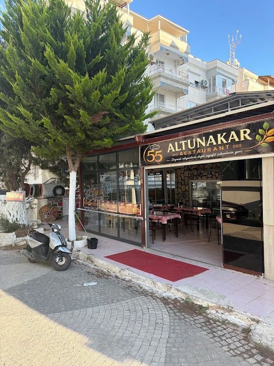 55 Altunakar restaurant