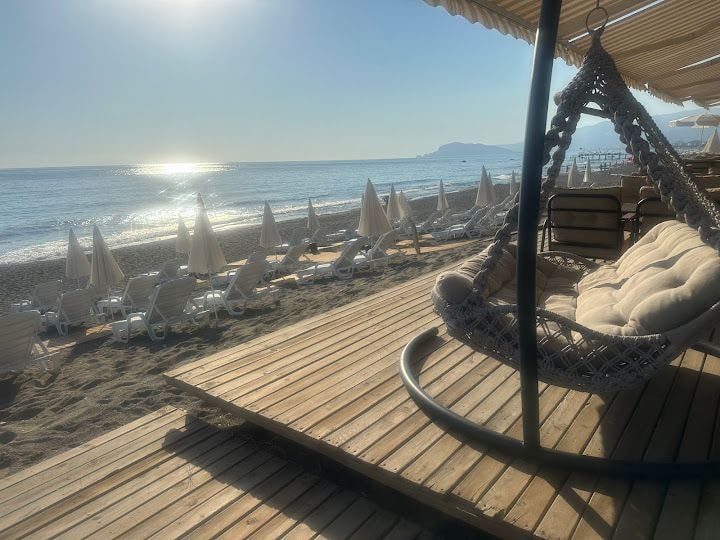 64. beach, Love Beach