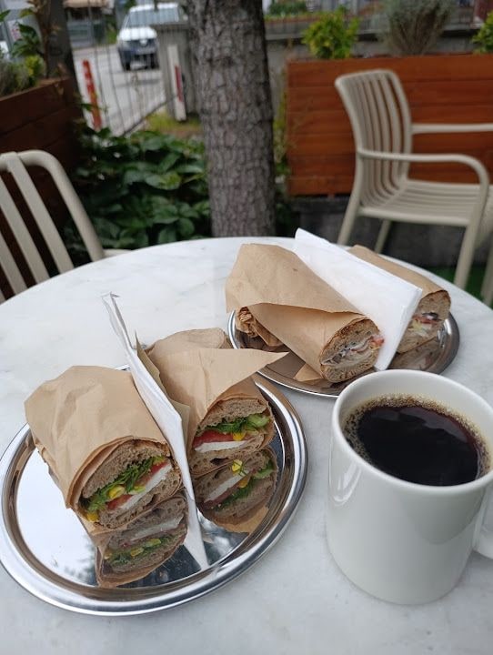 8b Brew Coffee & Snack