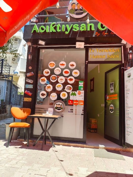 Acıktıysan Gel