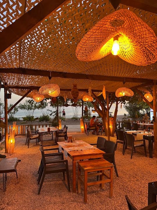 Ada Restaurant On The Beach