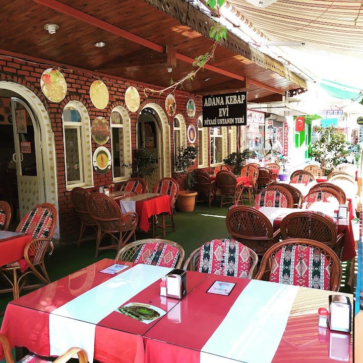 Adana Kebap Evi Niyazi Ustanın Yeri