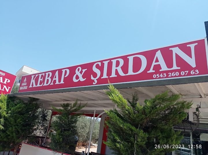 Adana sofrası kebab şirdan