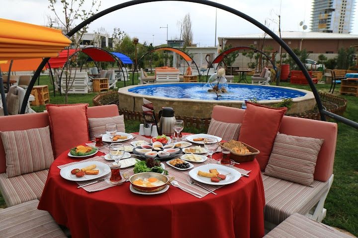 Adem Cafe & Restaurant