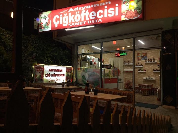 Adıyaman çiğ Köftecisi