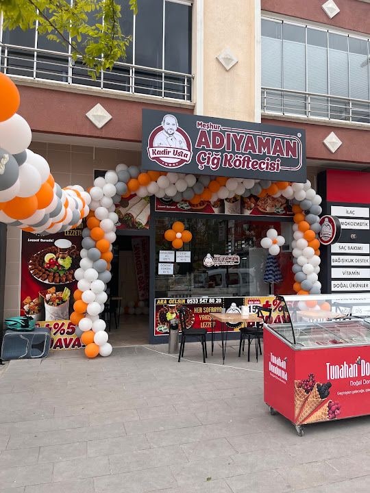 Adıyaman Çiğ Köftecisi Kadir Usta