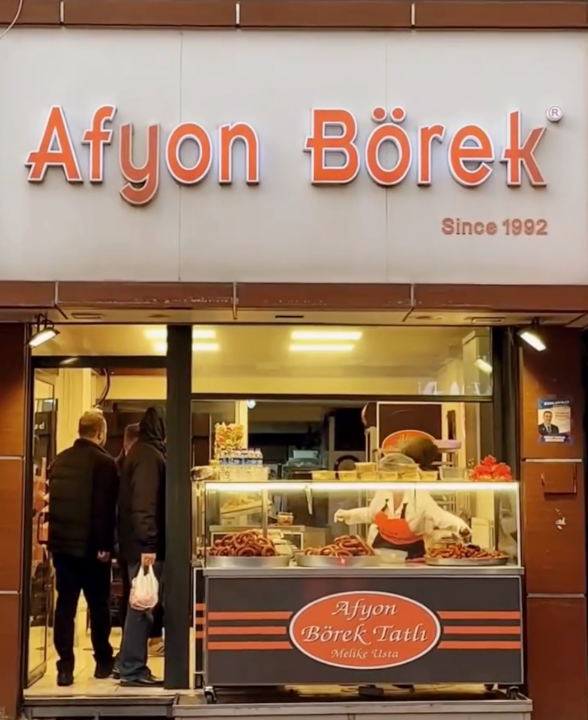 Afyon Börek Tatlı | Melike Usta