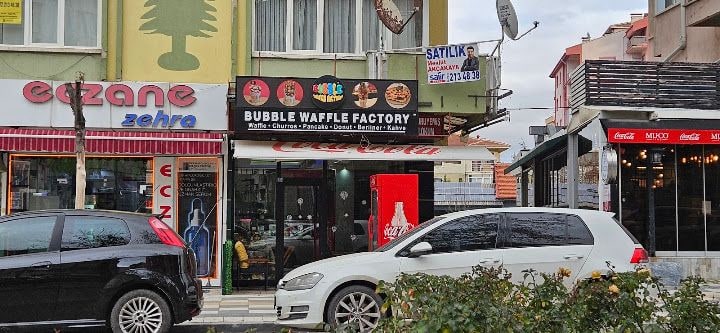Afyon Bubble Waffle Factory