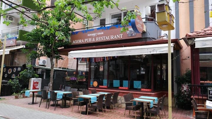 Agora Restaurant & Bar