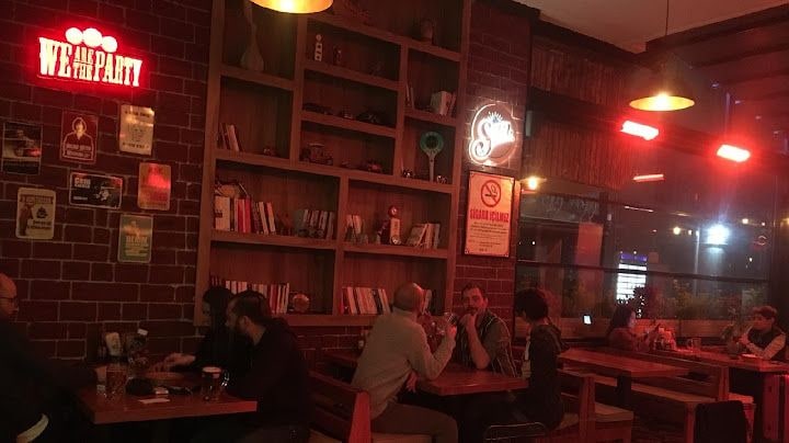 Ahır Pub Konur