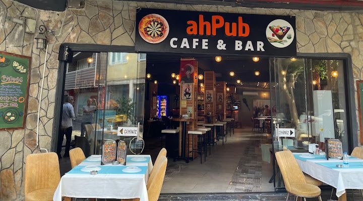 Ahpub Cafe&bar