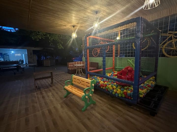 Akdeniz Restoran