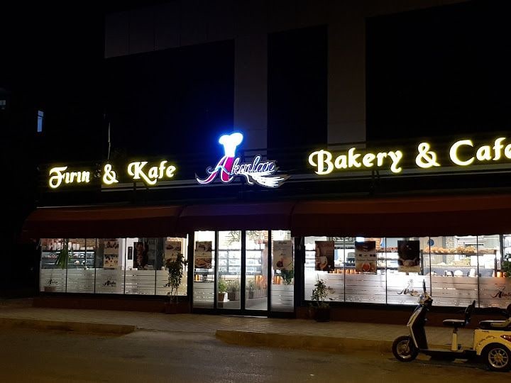 Akınlar Ekmek - Akınlar Fırın & Kafe & Pastane