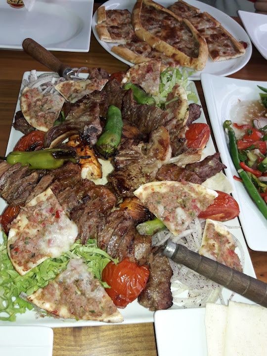 AKKOCALAR ET IZGARA SALONU