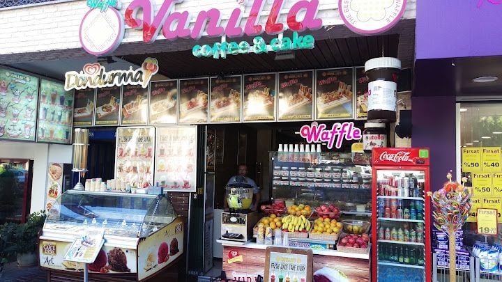 Alanya Vanillart Waffle & Cafe