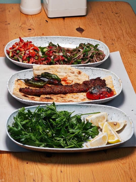 Ali Baba Kebap - Tabla Dürümcüsü