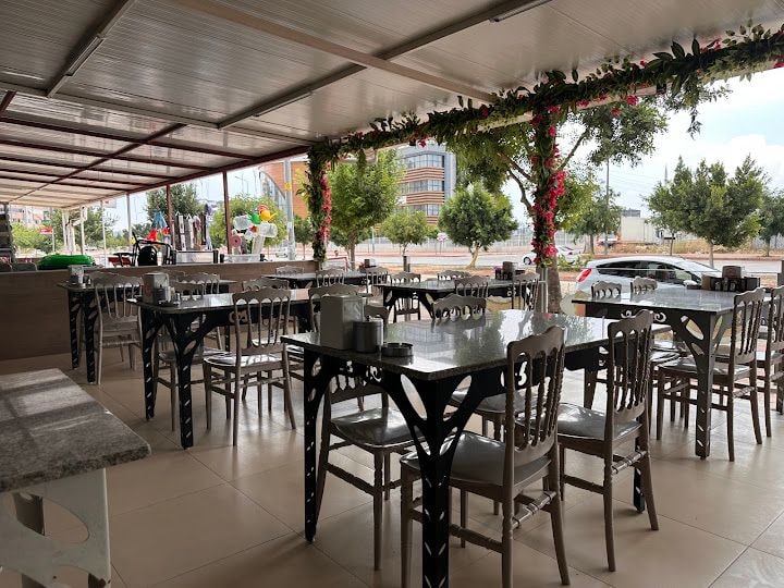 Ali usta restaurant çorba pide ızgara et tavuk pide çeşitleri