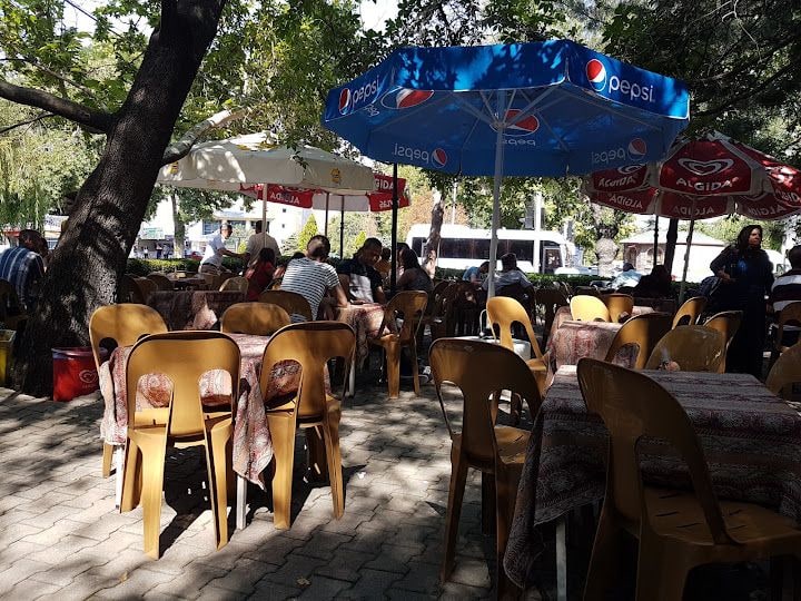 Anıtpark Aile Çay Bahçesi