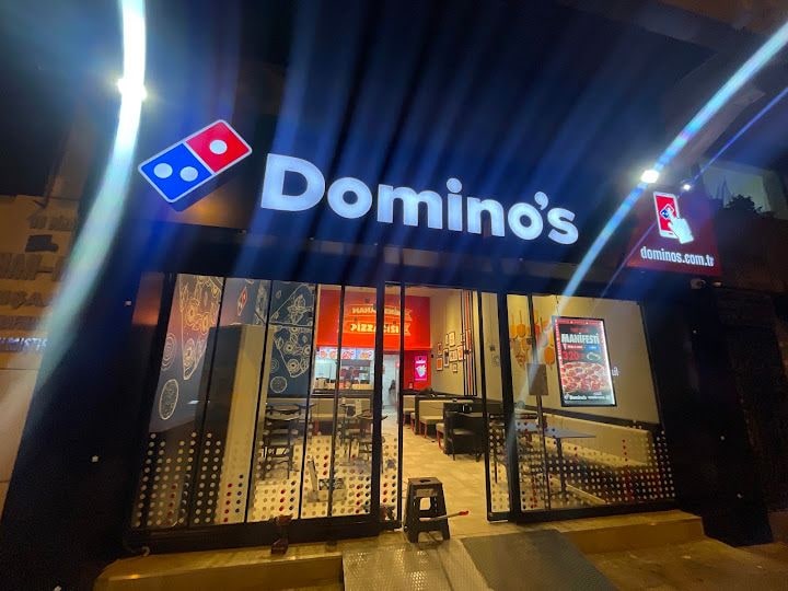 Ankara Sıhhıye Domino's Pizza