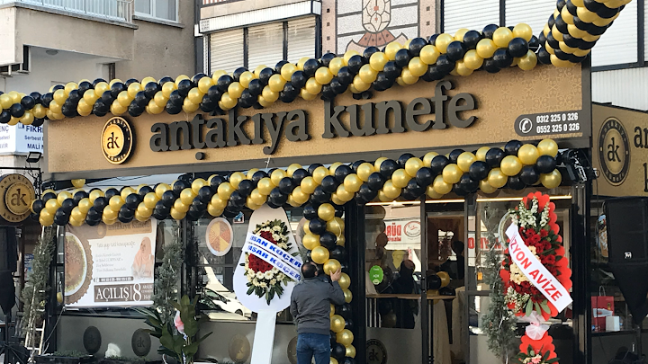 Antakiya Künefe Aşağı Eğlence