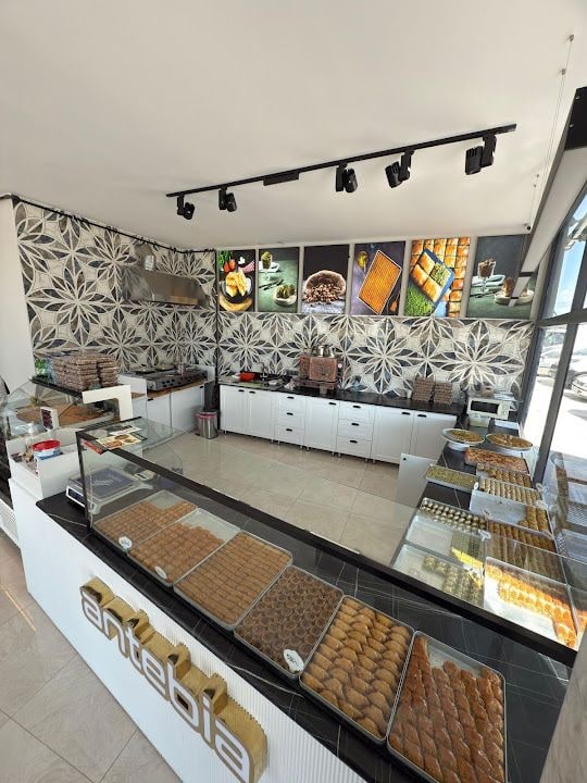 Antebia Baklava