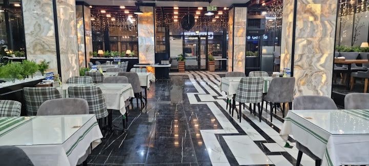 Antepi Kebap & Künefe Han ( Hunter Burger)