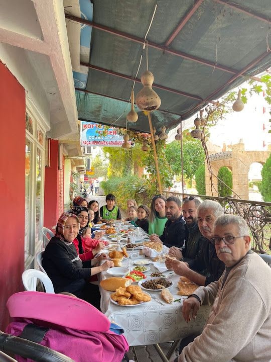 Antepli Köfteci Ahmet'in Yeri