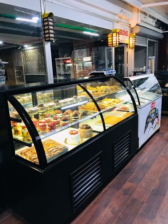 Apayrı Simit Cafe Kahvaltı Salonu / Kepez