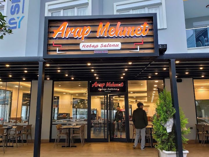 Arap Mehmet Kebap Salonu