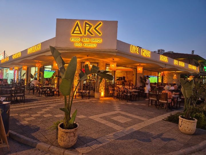 Arc Restaurant Pub Bar
