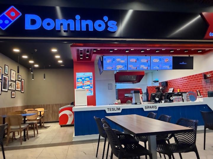 Arcadium Domino's Pizza