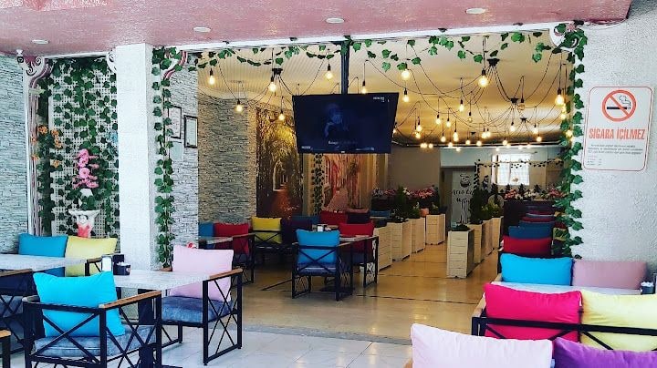 Ares cafe