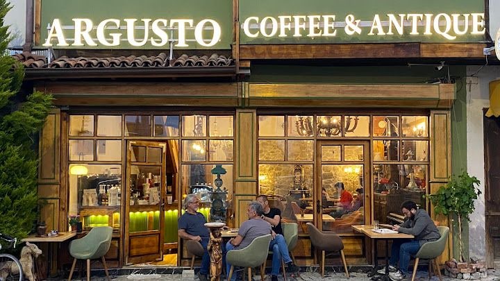 Argusto Coffee & Antique