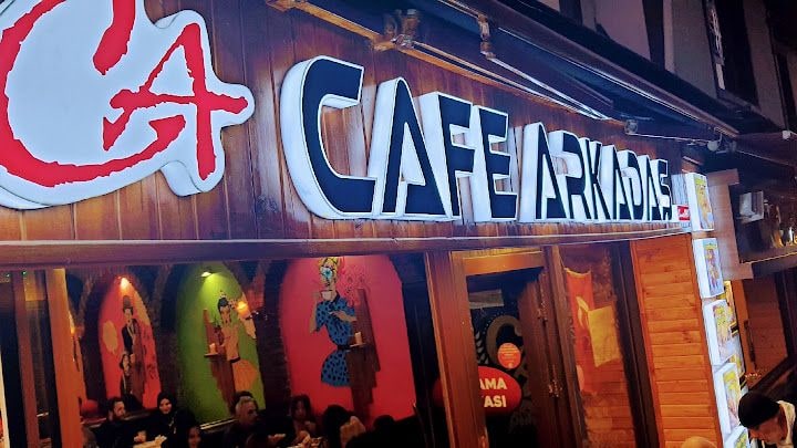 Arkadaş Cafe bazlama dunyasi