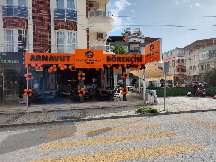 Arnavut börekçisi Yusuf didim