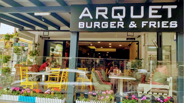 Arquet Burger & Fries
