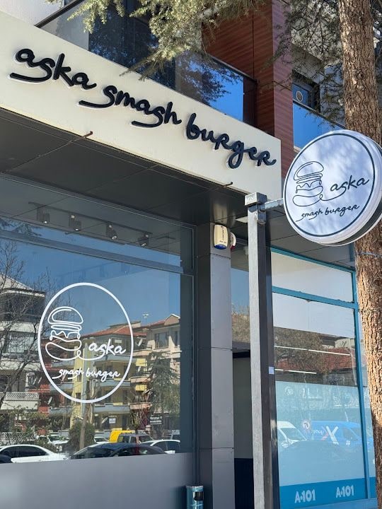 Aska Smash Burger